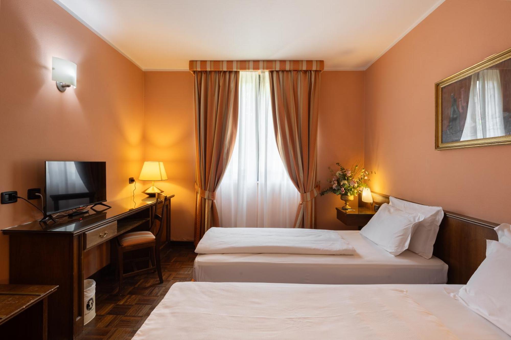 Hotel Lucrezia Borgia Ferrara Dış mekan fotoğraf